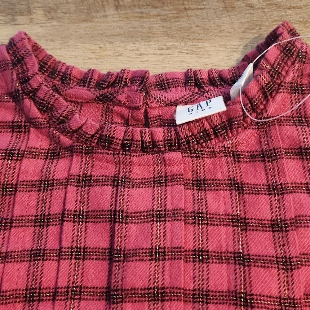 Gap Pink Plaid Girls Long Sleeve Shirt. NWT! Size Small.